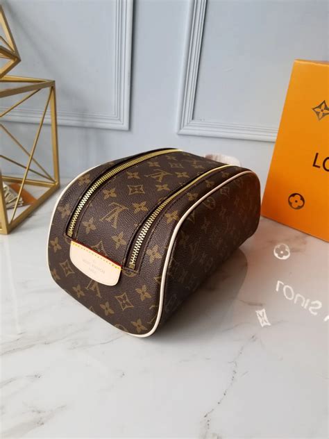 louis vuitton cosmetic pouch fake|Louis Vuitton monogram toiletry pouch.